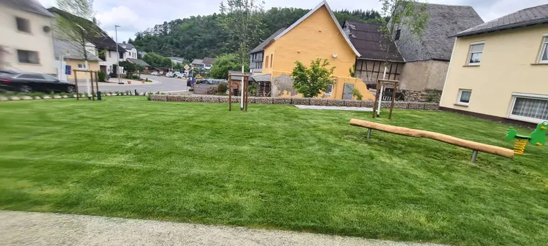 Dorfplatz, Rhaunen, Bild 5