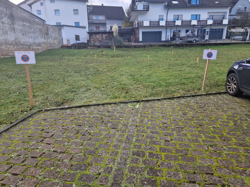 Parkplatz, Rodalben, Bild 1
